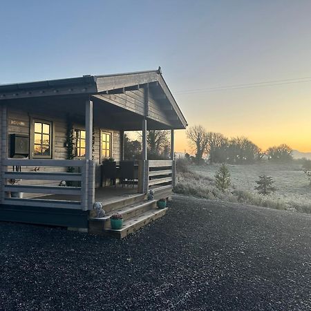Little Rock Retreat Log Cabin With Hot Tub Castletown Gheoghegan المظهر الخارجي الصورة
