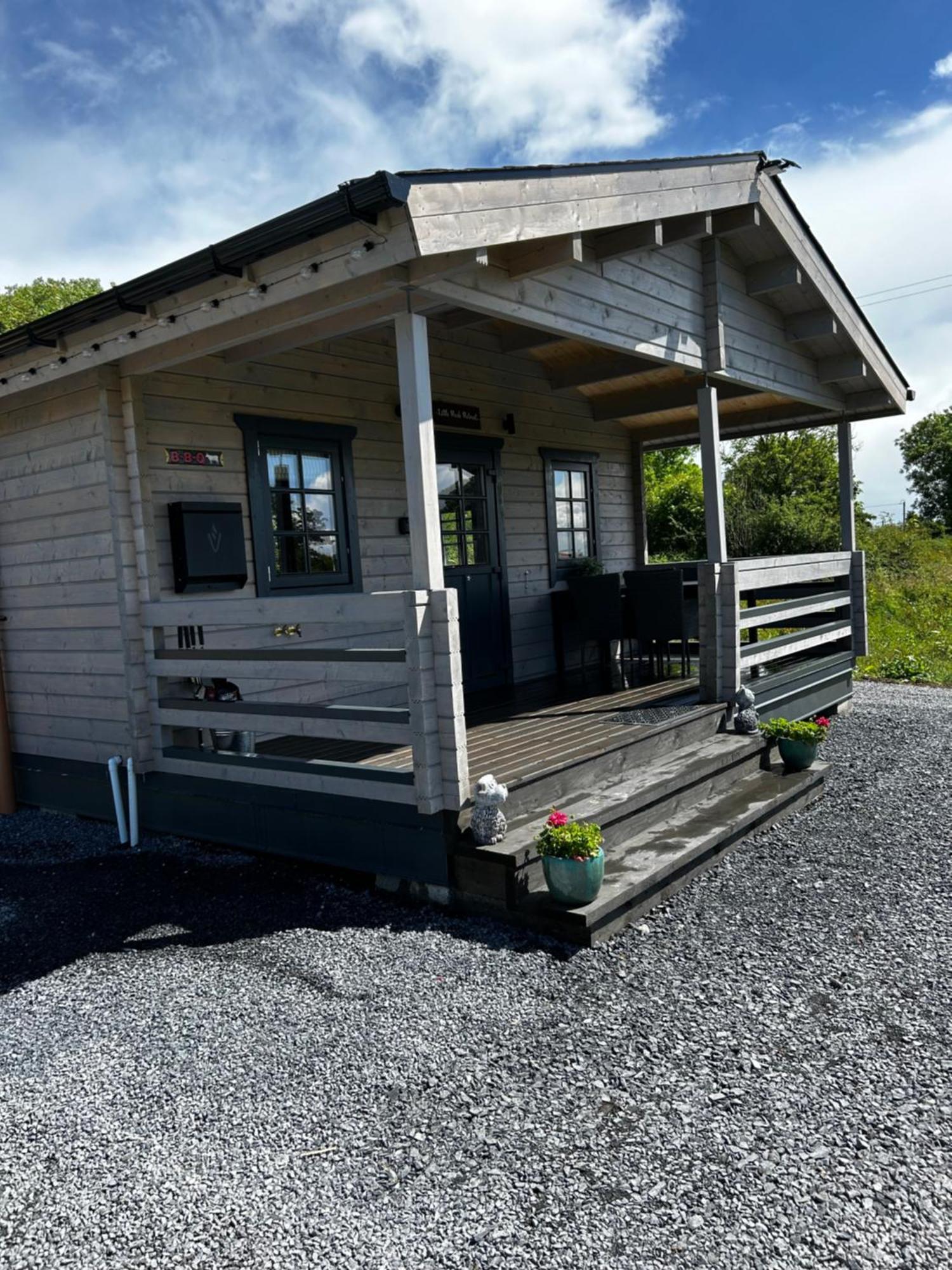Little Rock Retreat Log Cabin With Hot Tub Castletown Gheoghegan المظهر الخارجي الصورة